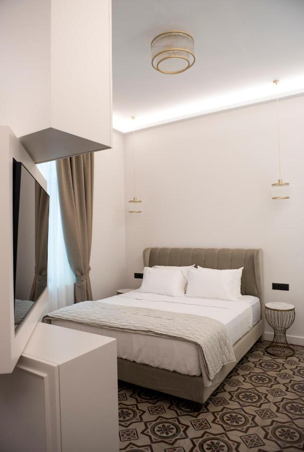 Jensen Luxury Suites Rhodes City Exterior foto