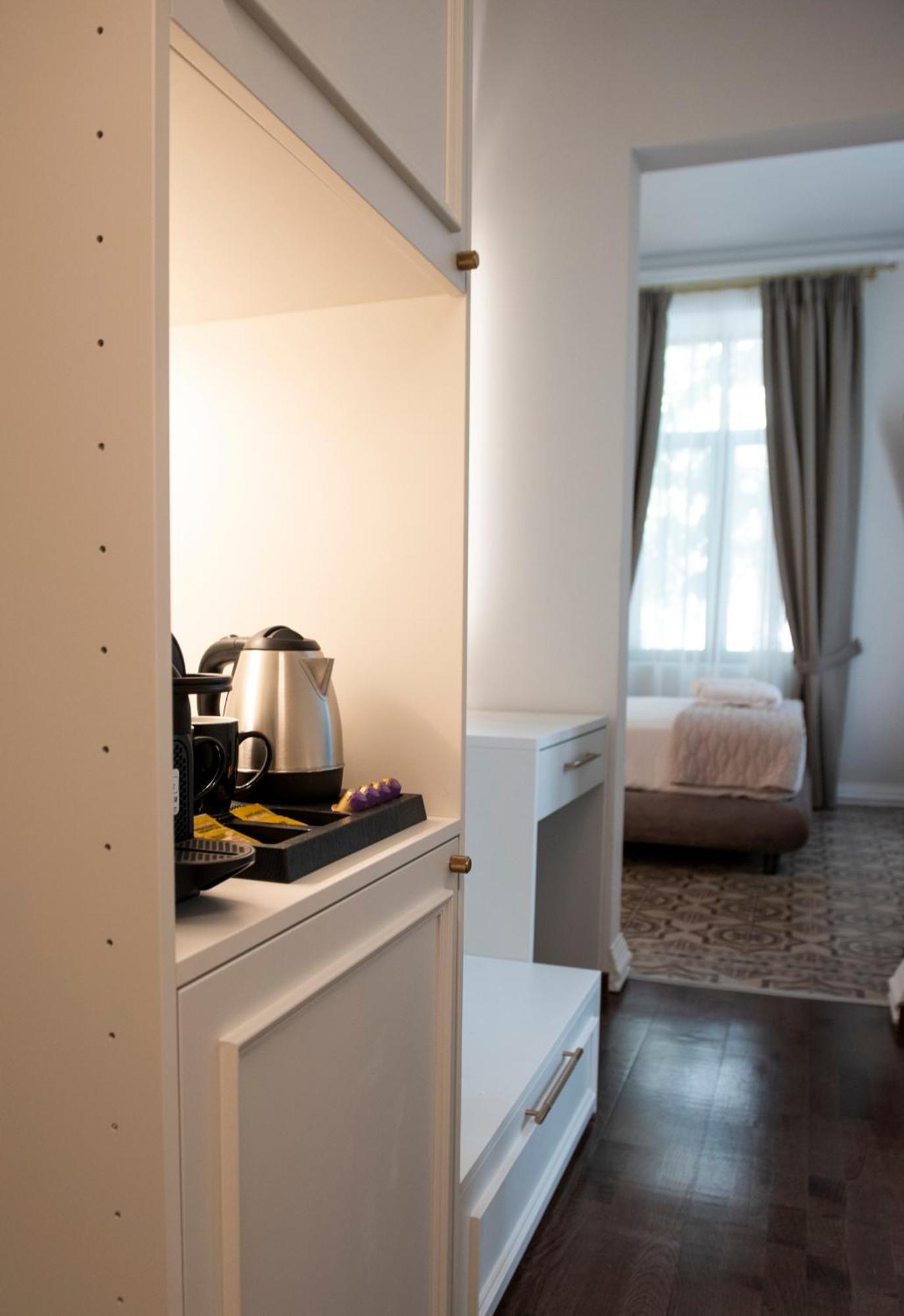 Jensen Luxury Suites Rhodes City Exterior foto